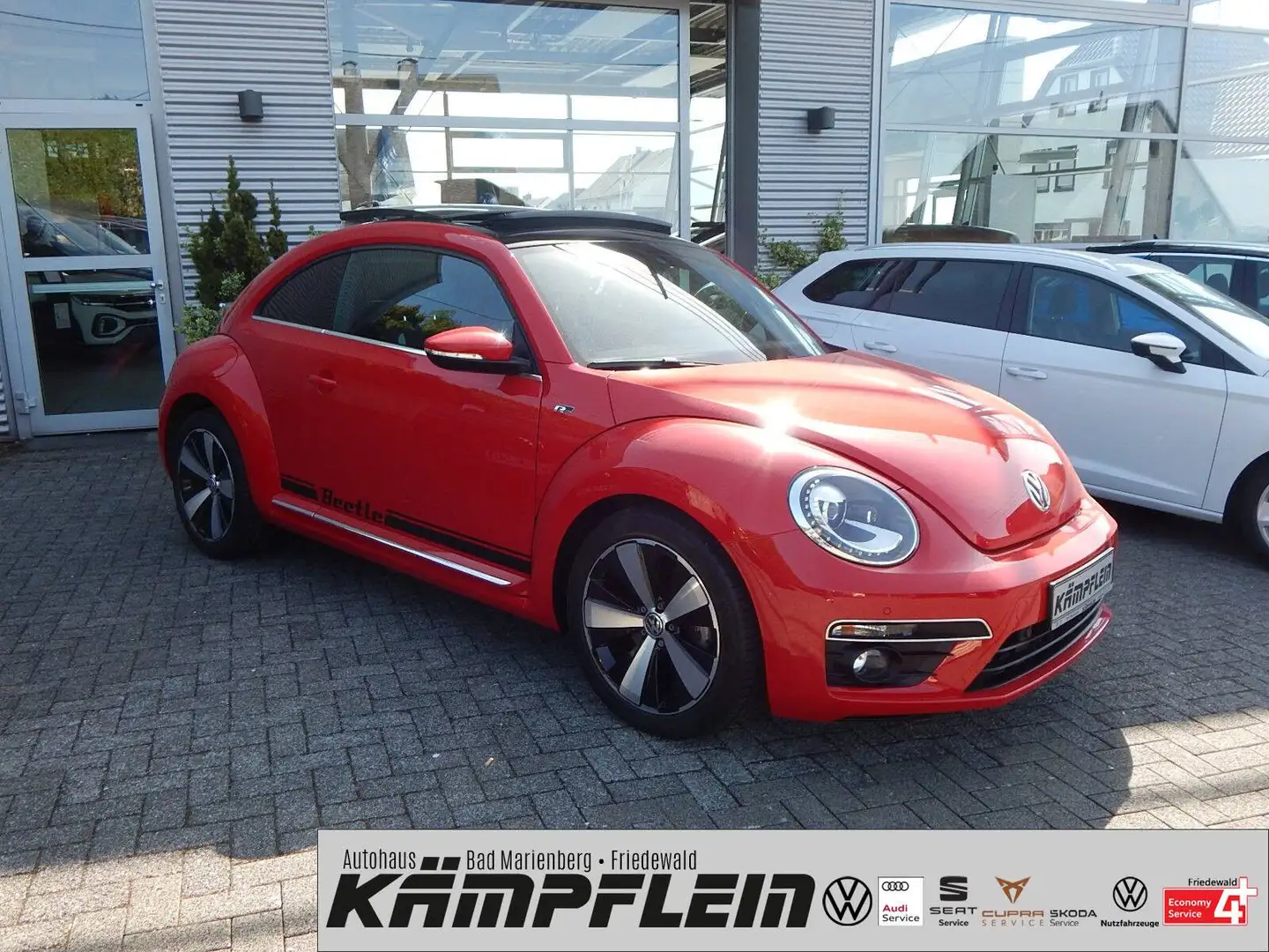 Volkswagen Beetle Sport 1.4TSI R-LINE PANO NAV XENON FENDER Rosso - 2