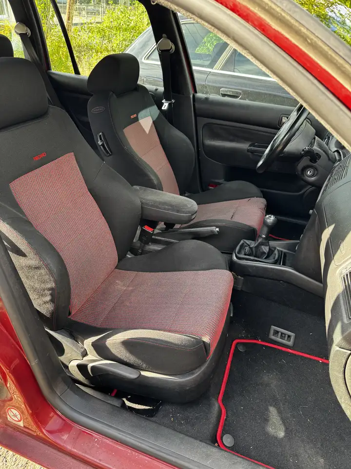 Volkswagen Golf Variant 1.9 TDI / Recaro / Xenon, foto 12