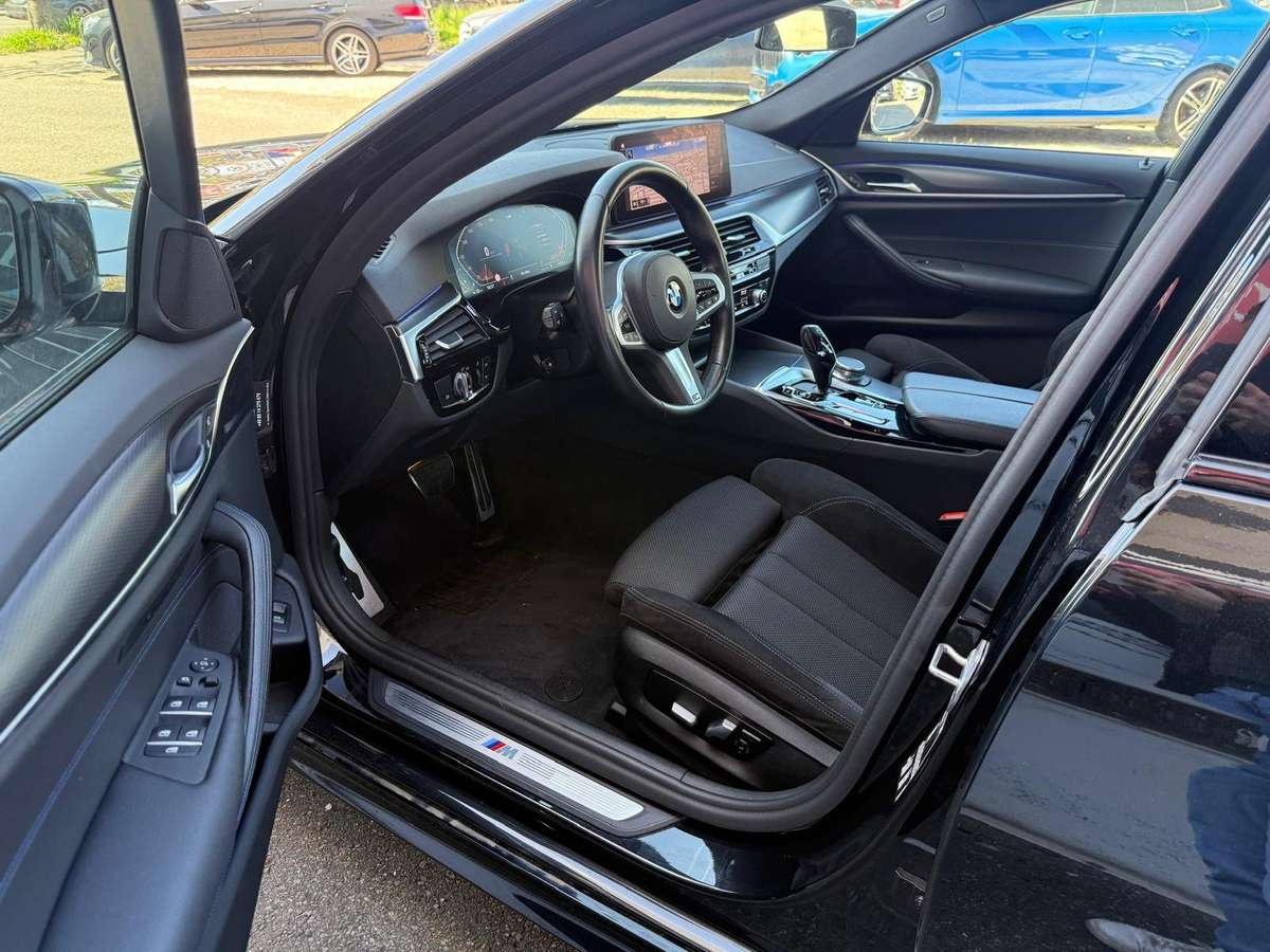 BMW 530