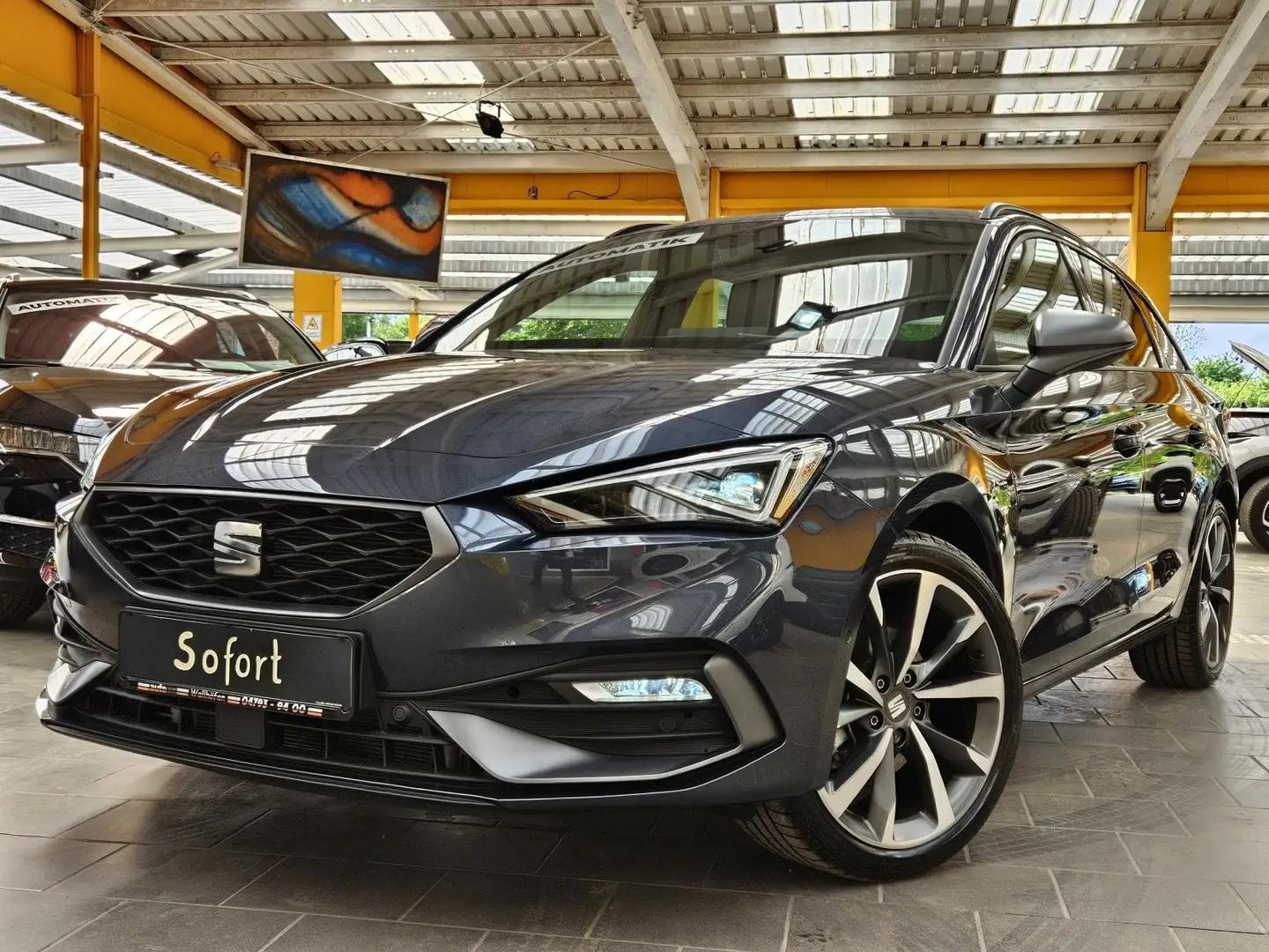 SEAT Leon ST FR Exclusive eTSI eHeckk. Kamera T-Leder Grau - 1