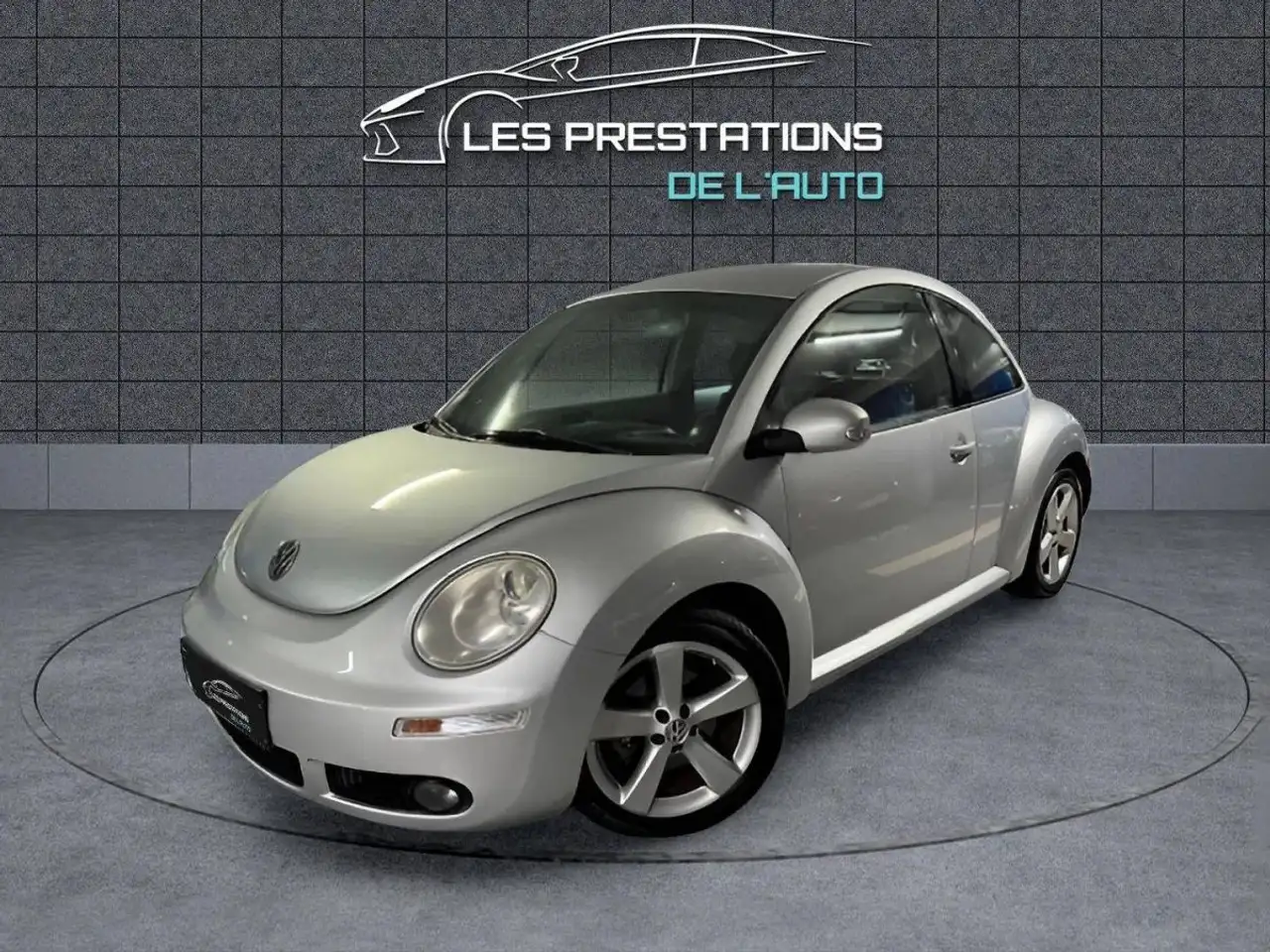 Volkswagen New Beetle 1.6 102 Carat