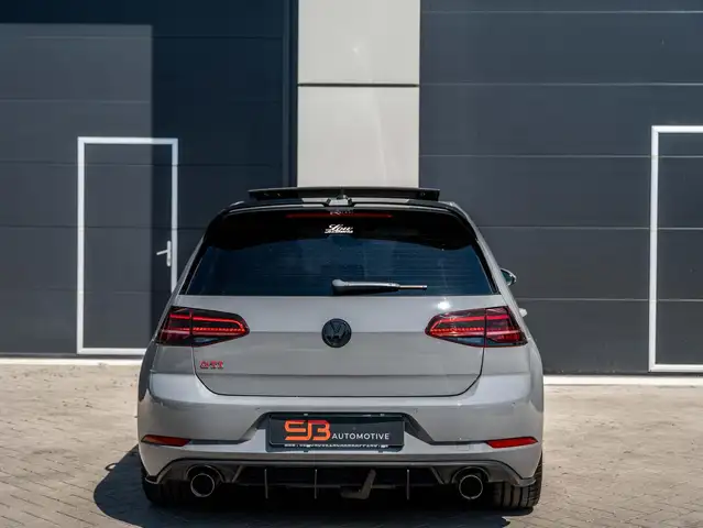 Volkswagen Golf view 13