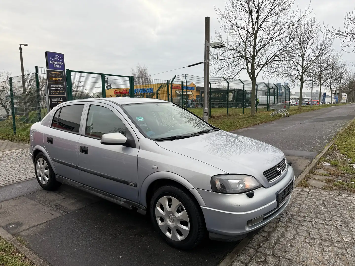 Opel Astra Basis Argento - 2