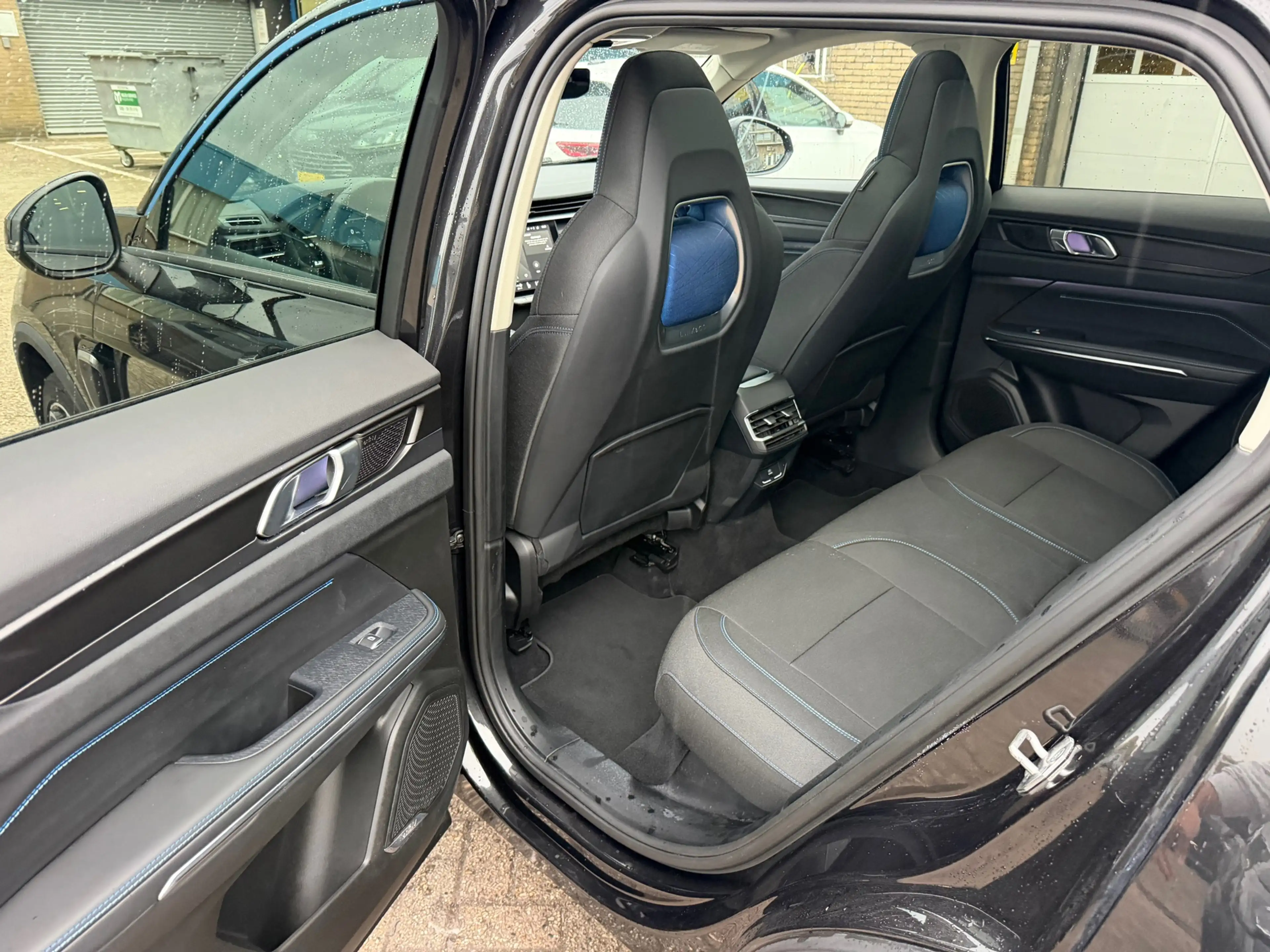 Lynk & Co 01 1.5|Automaat|1ste eig|Nap|Grote beurt gehad|Pano|c — photo 14