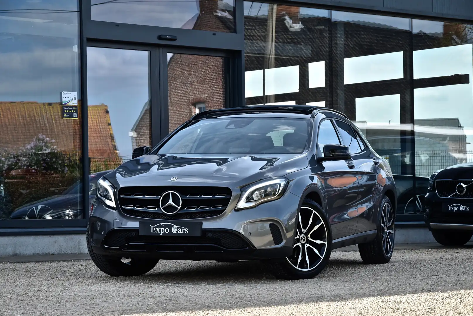 MERCEDES-BENZ Gla