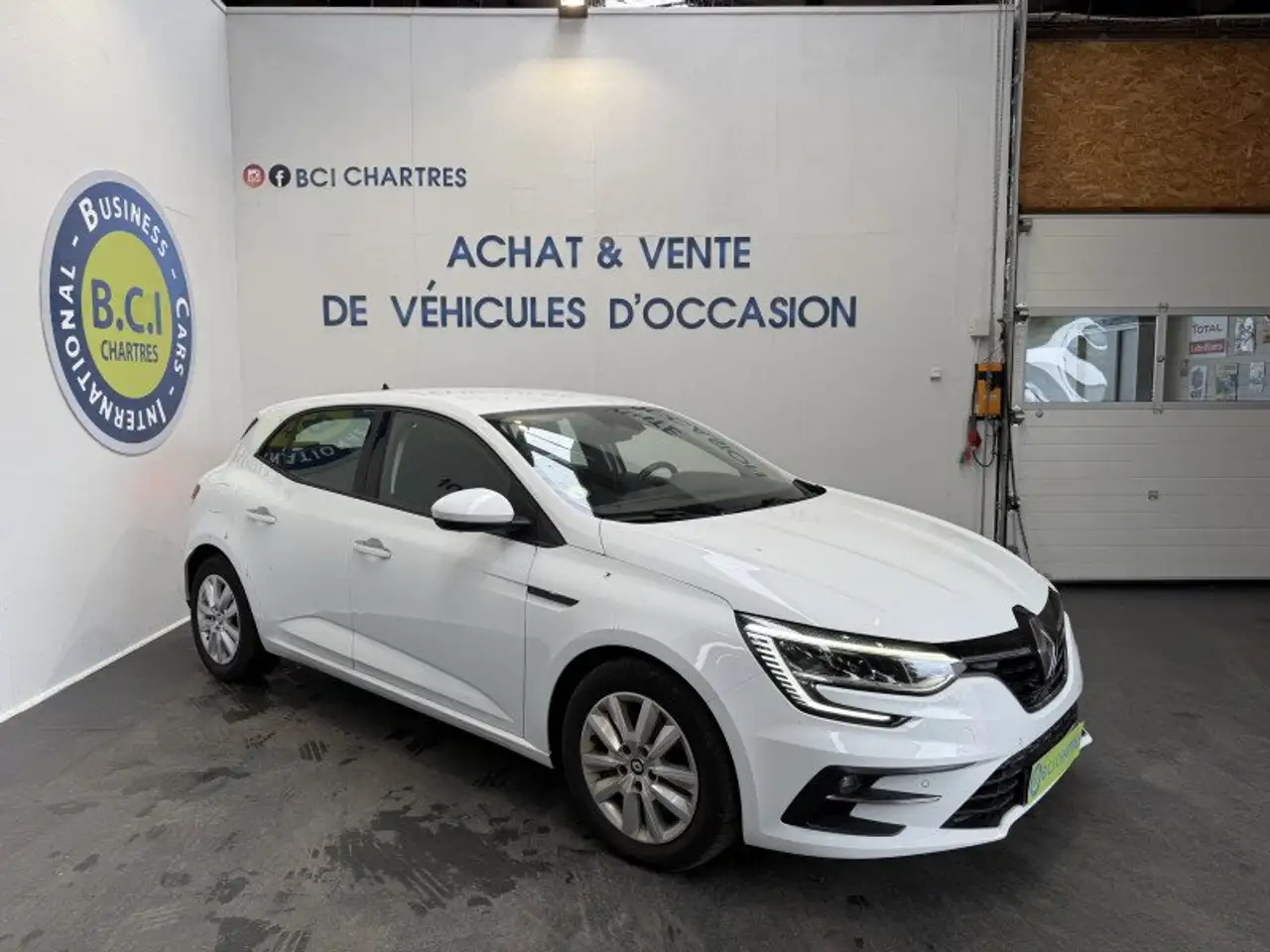 Renault Megane Berline — photo 3