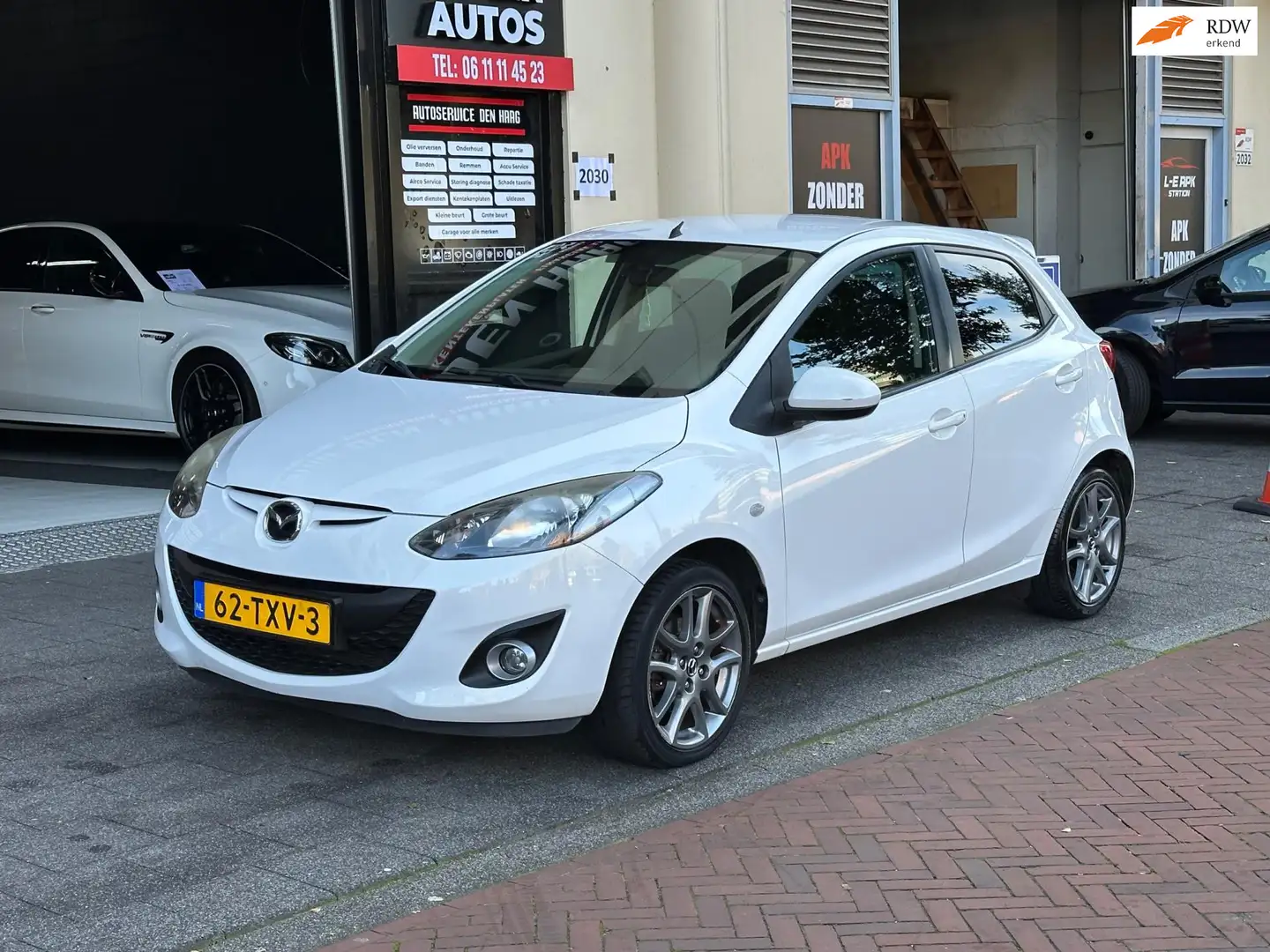 Mazda 2 1.3 Navigator GT 5 Deurs Navi Airco PDC Stoelverwa Weiß - 1
