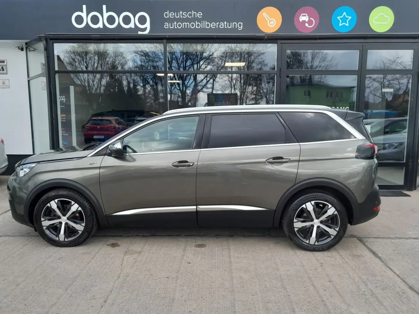 Peugeot 5008 BlueHDi 180 EAT8 GT Navi 7Sitzer AHK Leder - 2