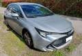 Toyota Corolla 125H Business Gris - thumbnail 2