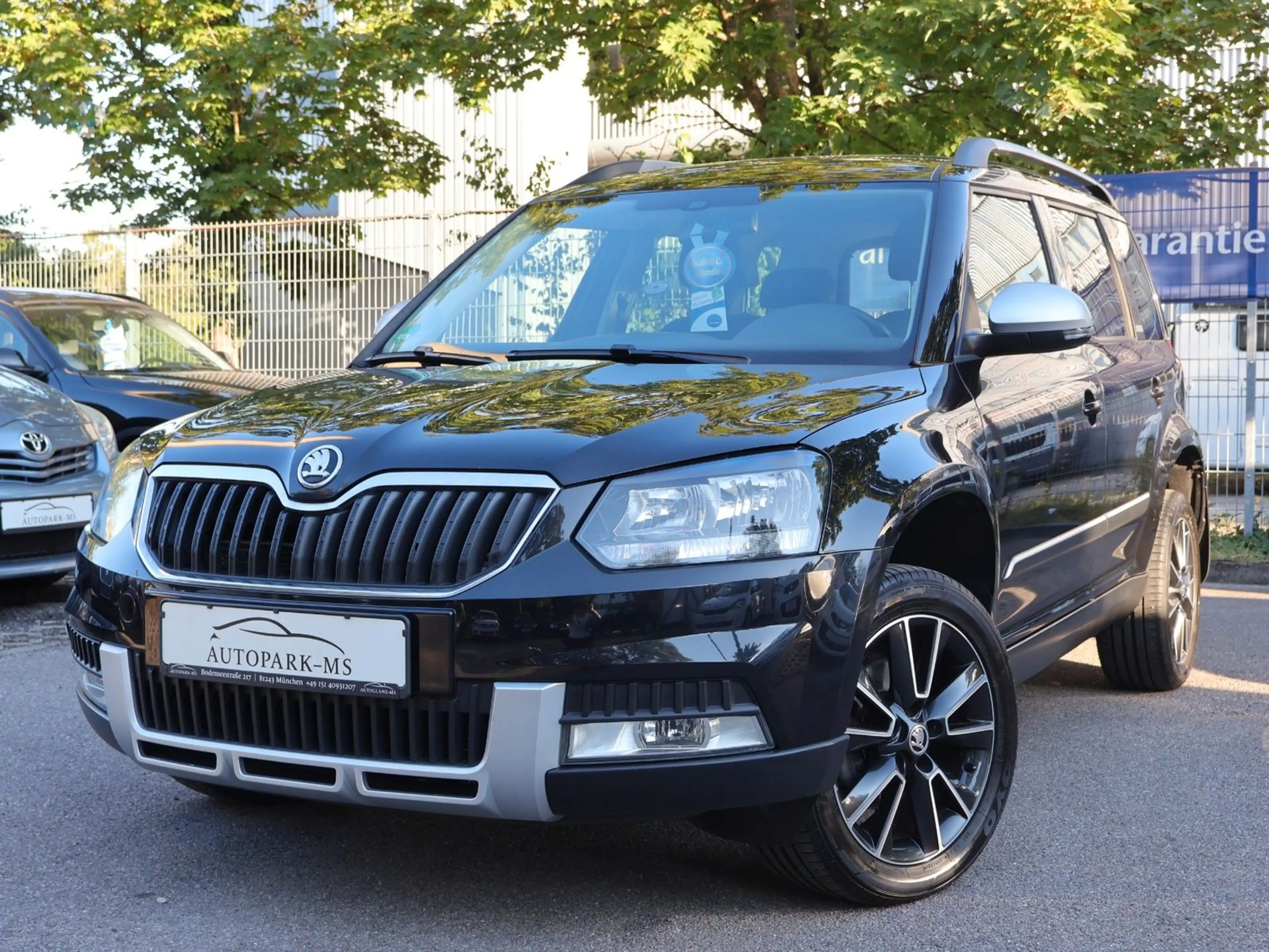 Skoda Yeti Outdoor 2.0 TDI 4x4 DSG Adventure SHZ-8Fach