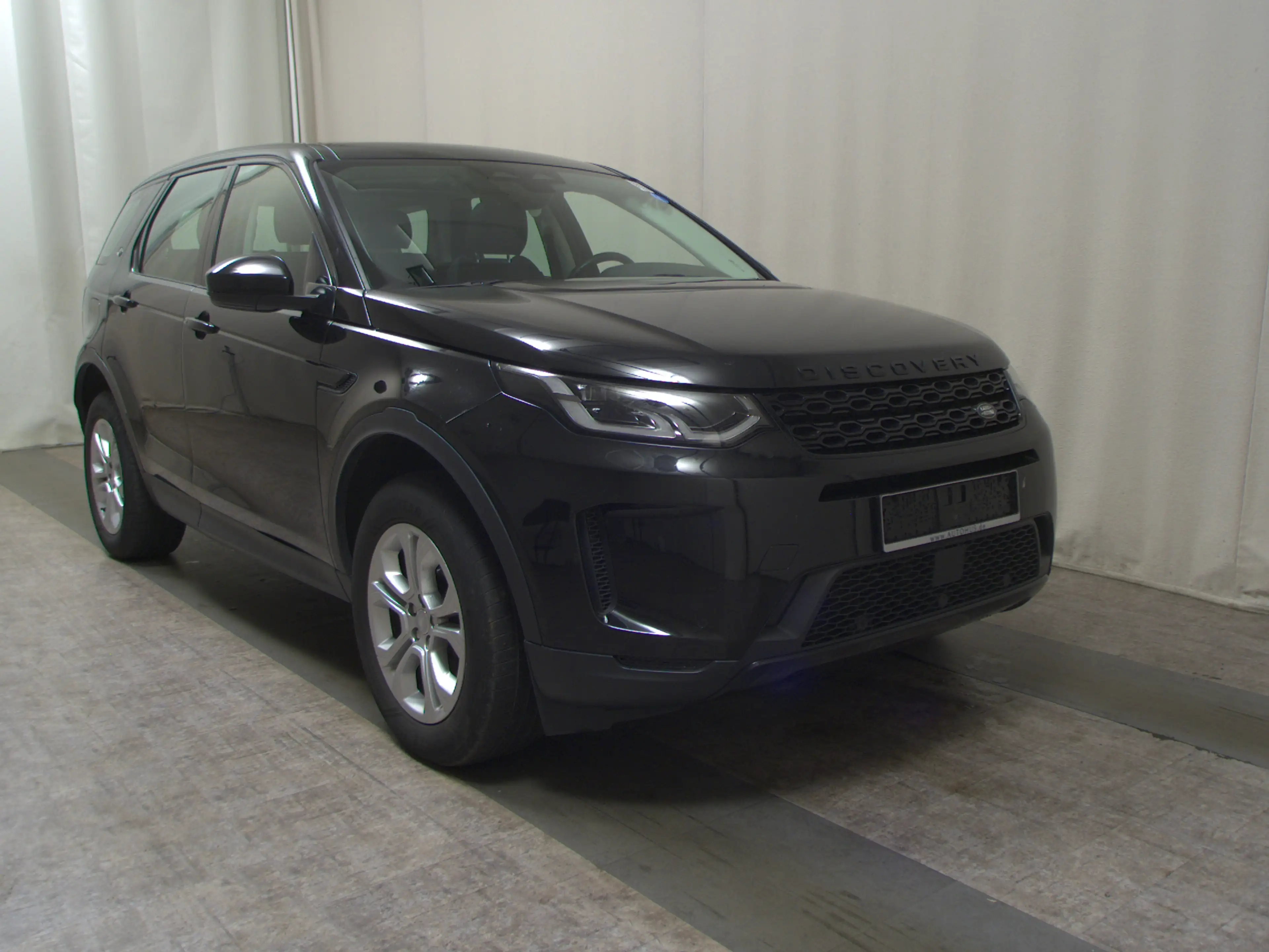 Land Rover Discovery Sport DISCOVERY SPORT NAVI KLIMAAUT LED RADIO MFL PANO VC PDC DAB KAMERA SOUND AWD SE — photo 3