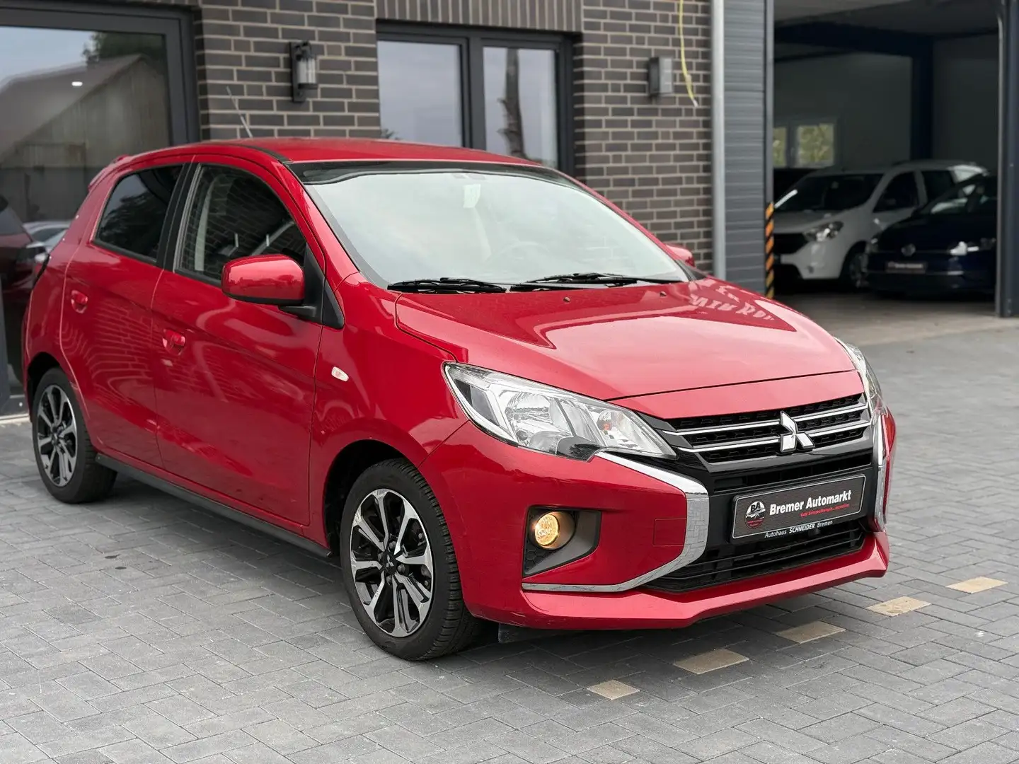 Mitsubishi Space Star Intro Edition+*Automatik*Klima*Navi* Rot - 1