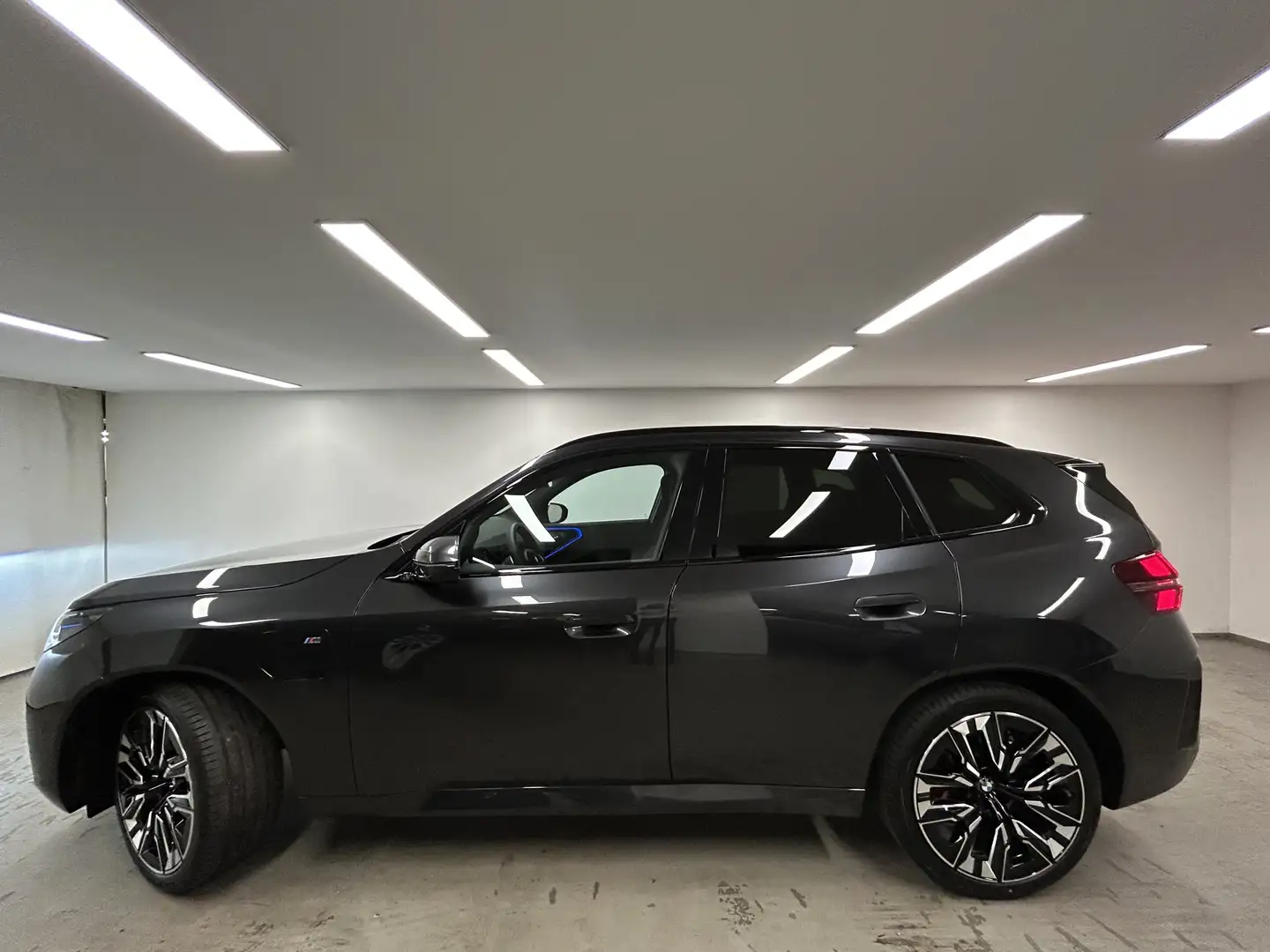 BMW X3 xDrive30e  M Sportpaket HK AHK DA Prof Glasdach Ad Grau - 2