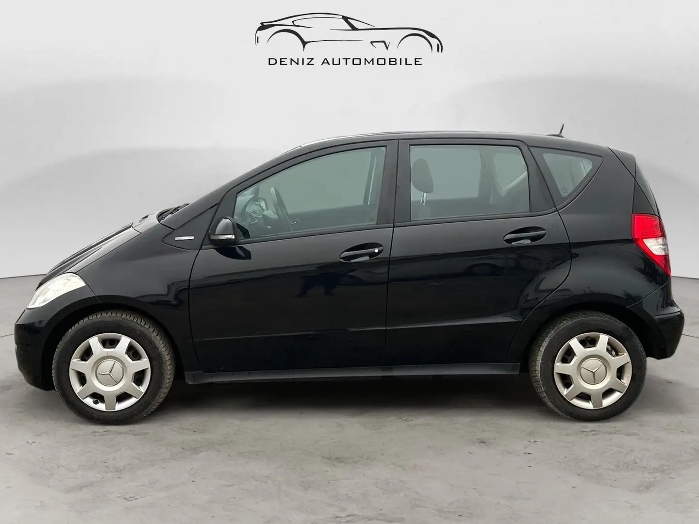 Mercedes-Benz A 180 BlueEfficiency *Klima*Allwetterreifen* Schwarz - 2