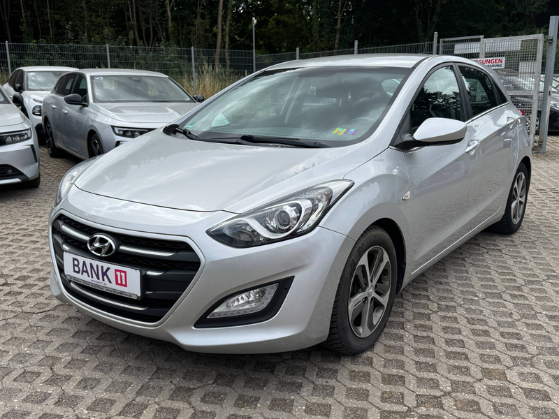 Hyundai i30 1,6i*Klima*Sitzheizung* — photo 3