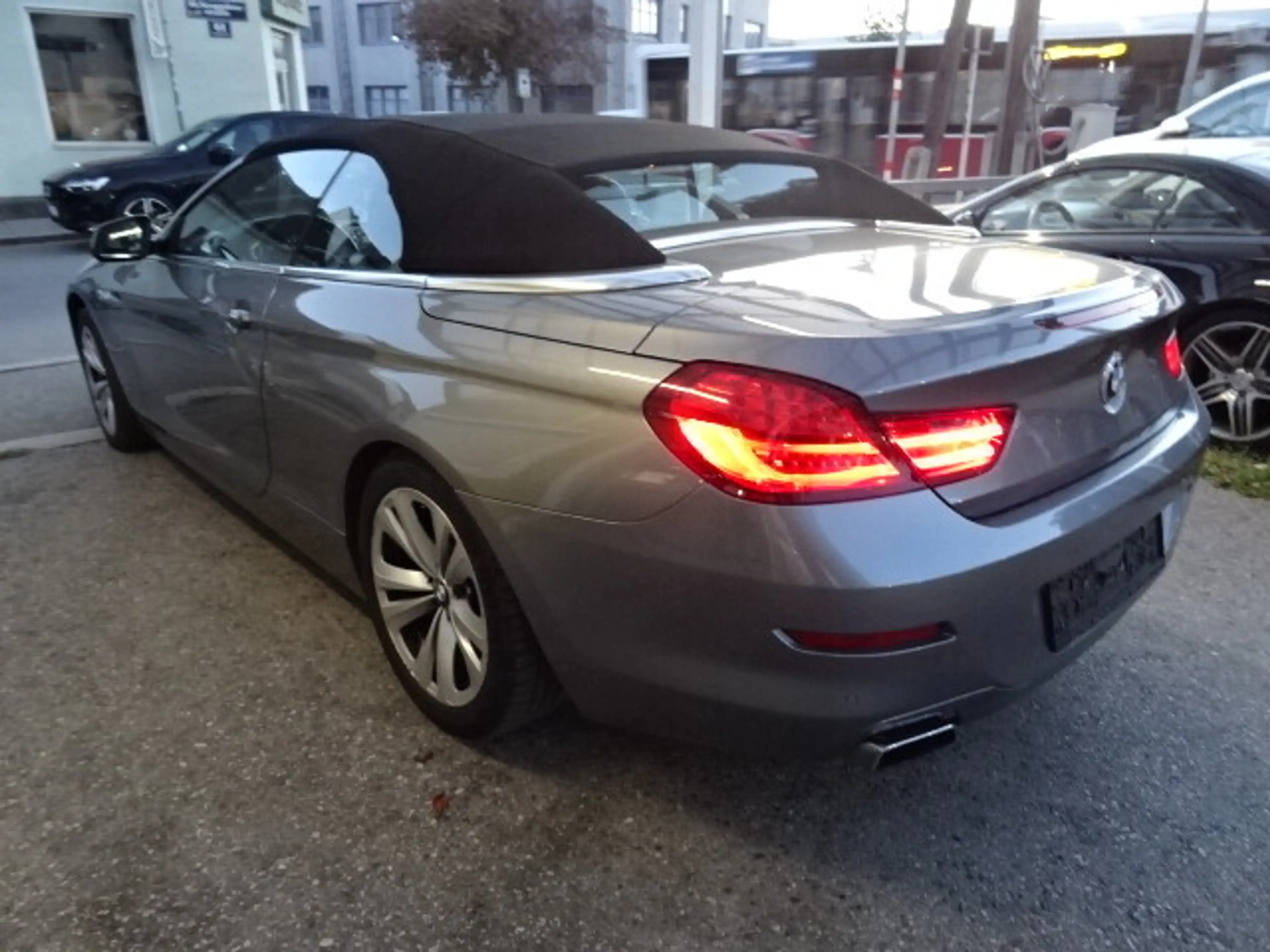 BMW 650 i Cabrio Österreich-Paket Aut. — photo 6