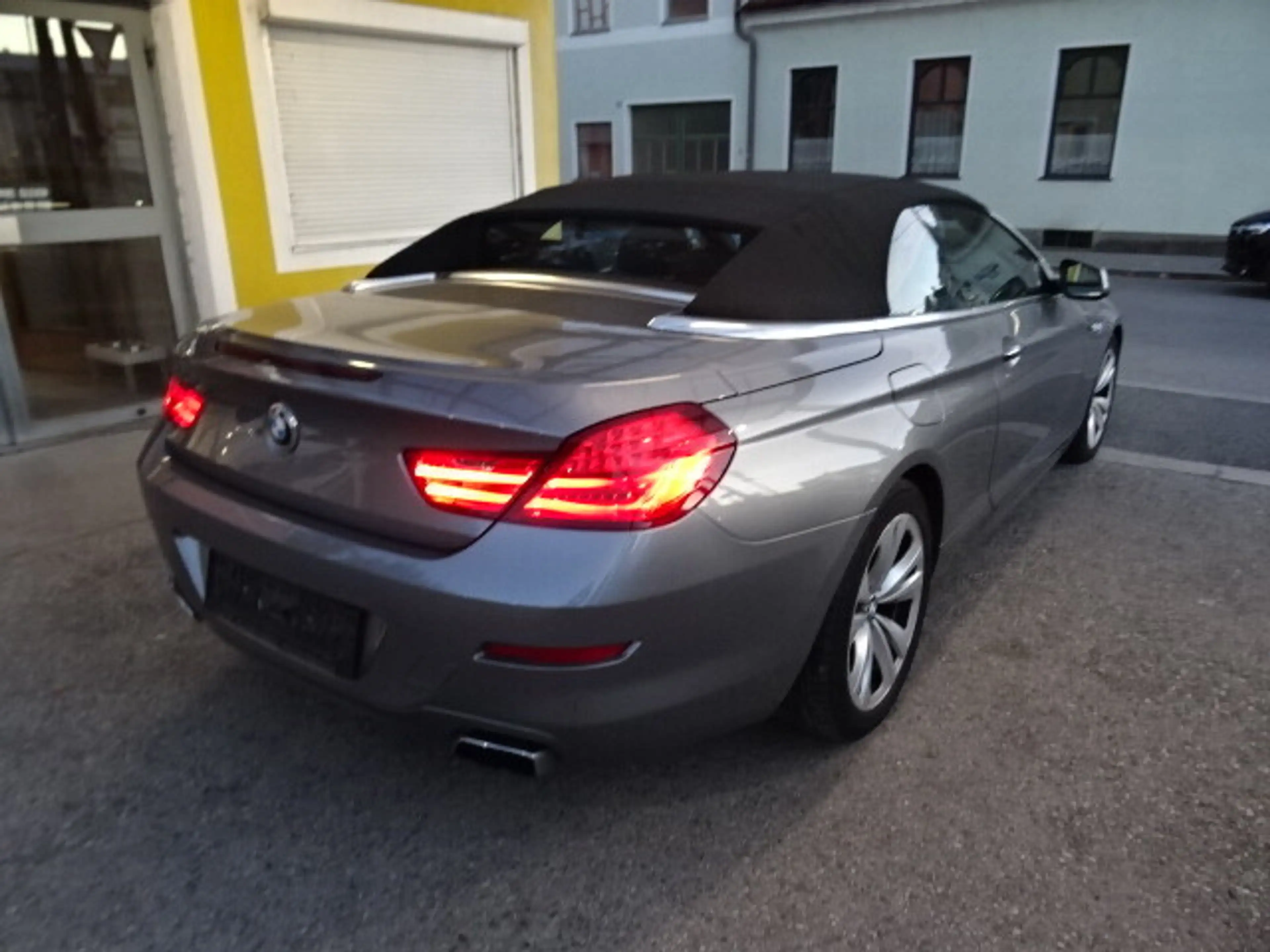 BMW 650 i Cabrio Österreich-Paket Aut. — photo 4