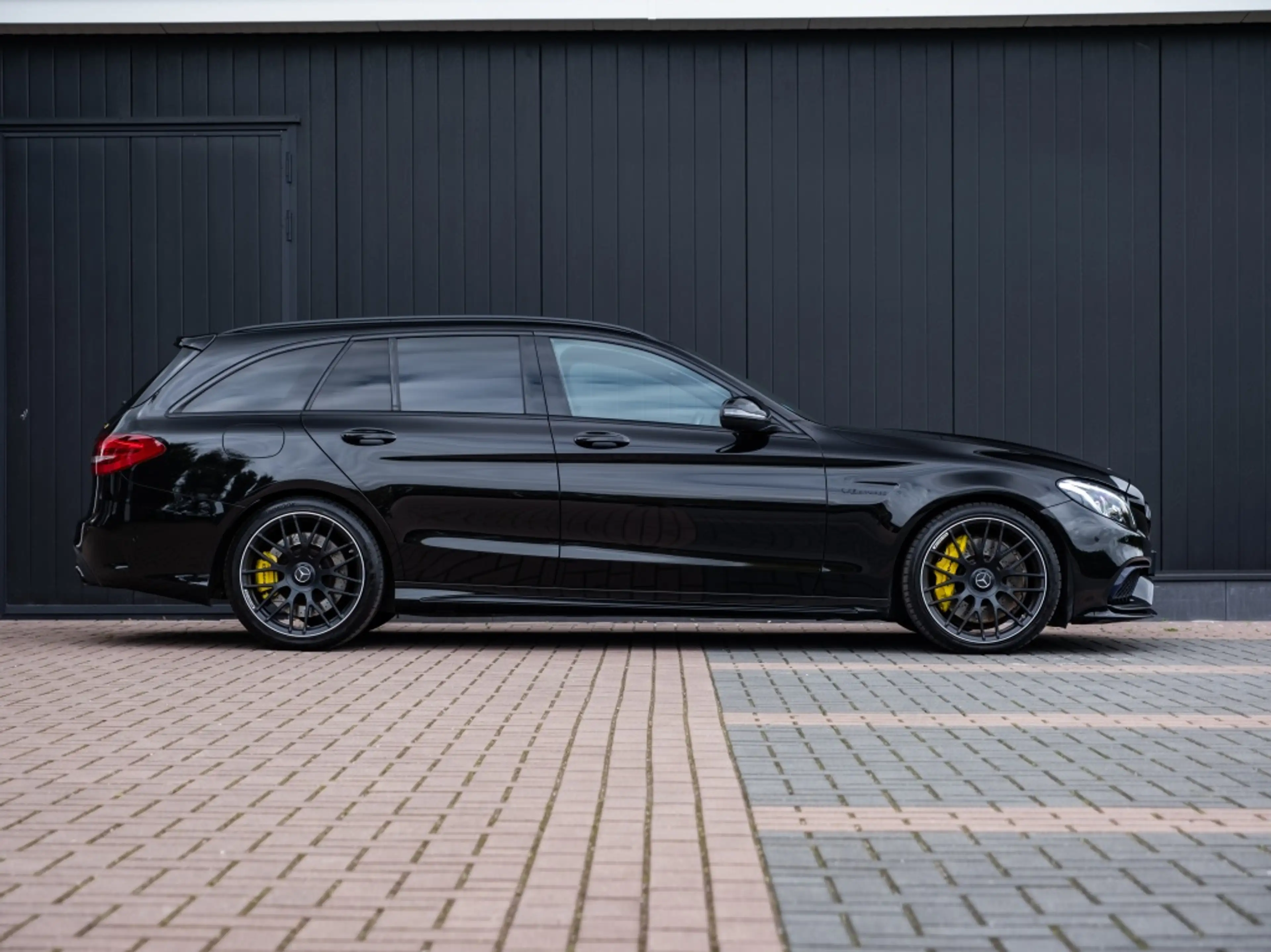 Mercedes-Benz C 63 AMG Estate V8 BiTurbo | Carbon | Schaalstoelen | Panod — photo 11
