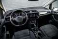 Volkswagen Touran 1.5 TSi 150pk Highline Business R 7p | Keyless | F Wit - thumbnail 18