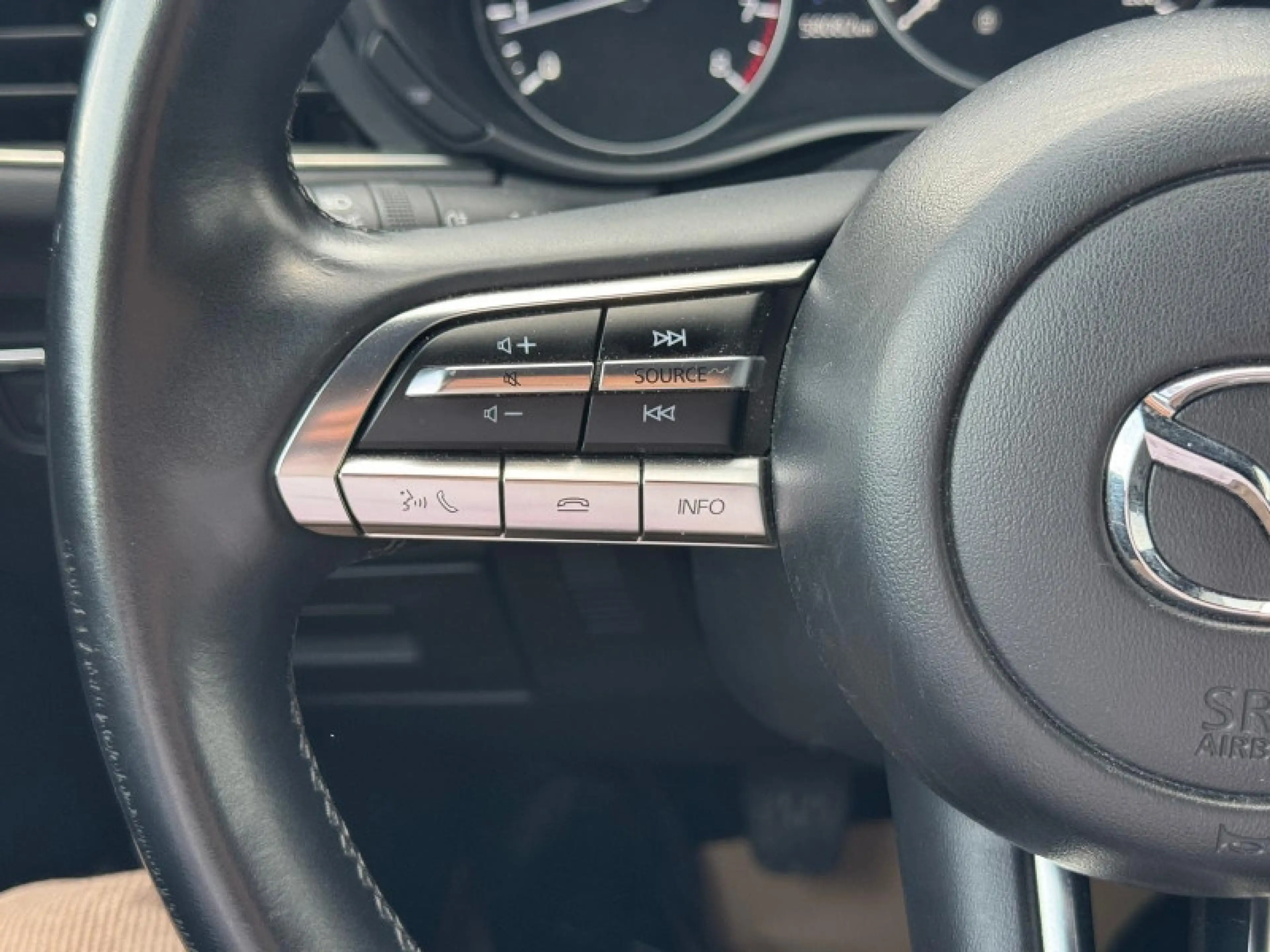 Mazda 3 HOMURA 122 — photo 15