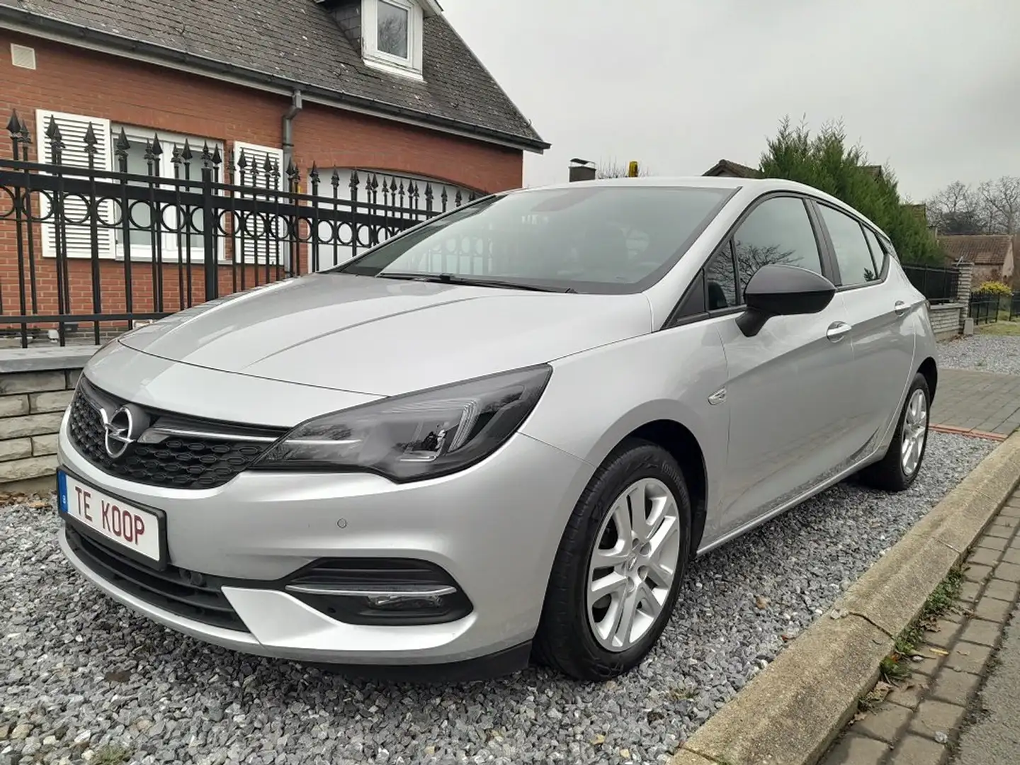 Opel Astra 1.2 Turbo Edition S/S (EU6AP) Argent - 1