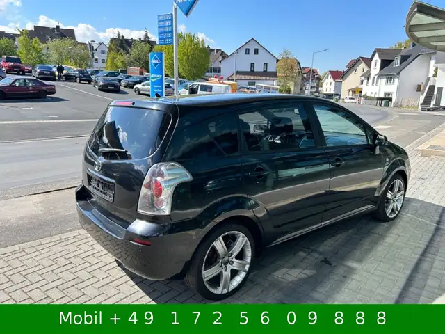 Toyota Verso view 2