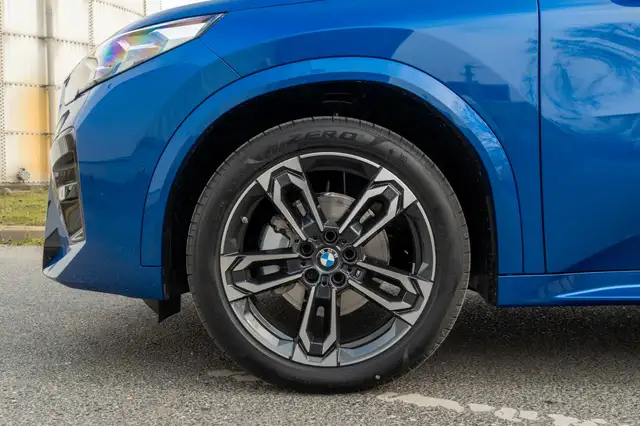 BMW X2 view 9