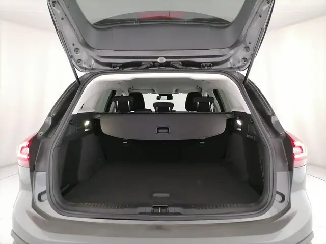 Ford Focus view 10
