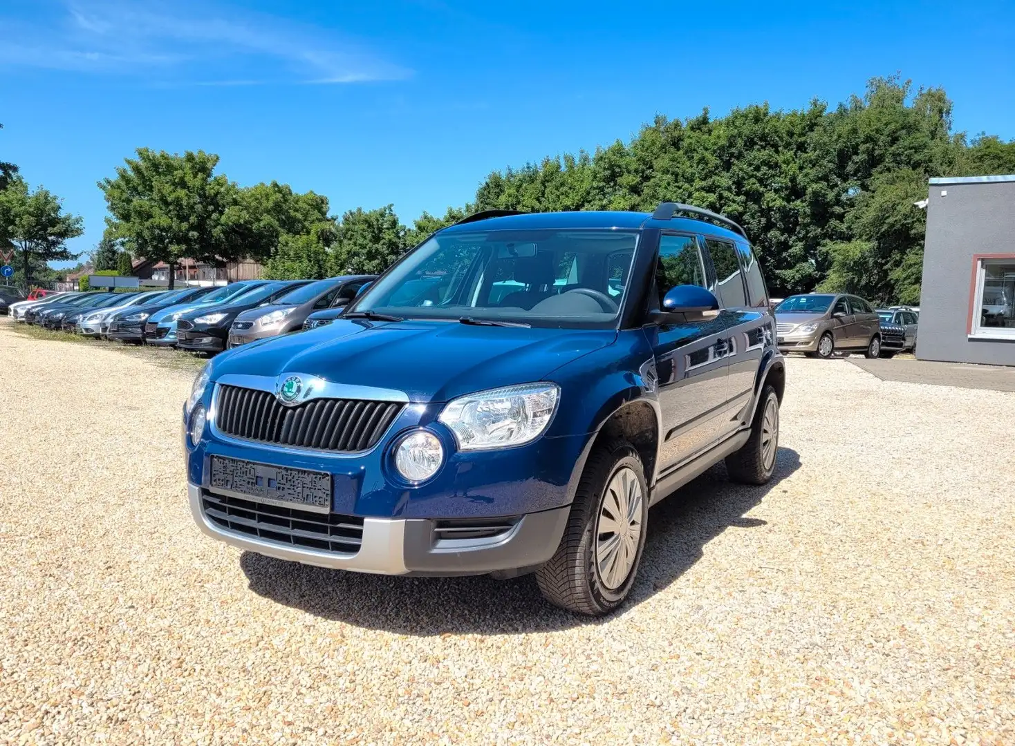 Skoda Yeti Active Plus Edition 4x4*PDC*AHK*Klima*SZH* Blau - 1