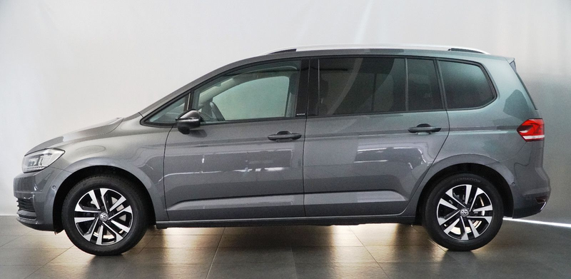 Volkswagen Touran IQ.DRIVE 7Sitzer! — photo 3