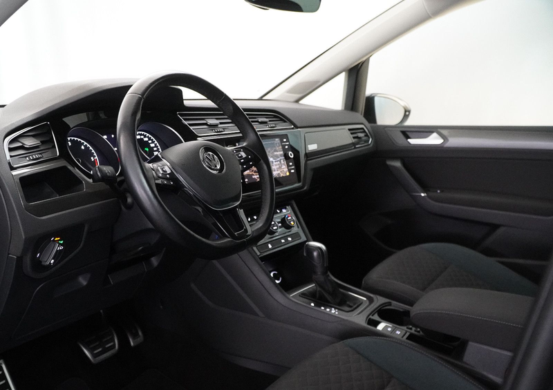 Volkswagen Touran IQ.DRIVE 7Sitzer! — photo 13