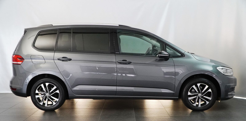 Volkswagen Touran IQ.DRIVE 7Sitzer! — photo 8