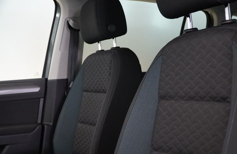 Volkswagen Touran IQ.DRIVE 7Sitzer! — photo 15