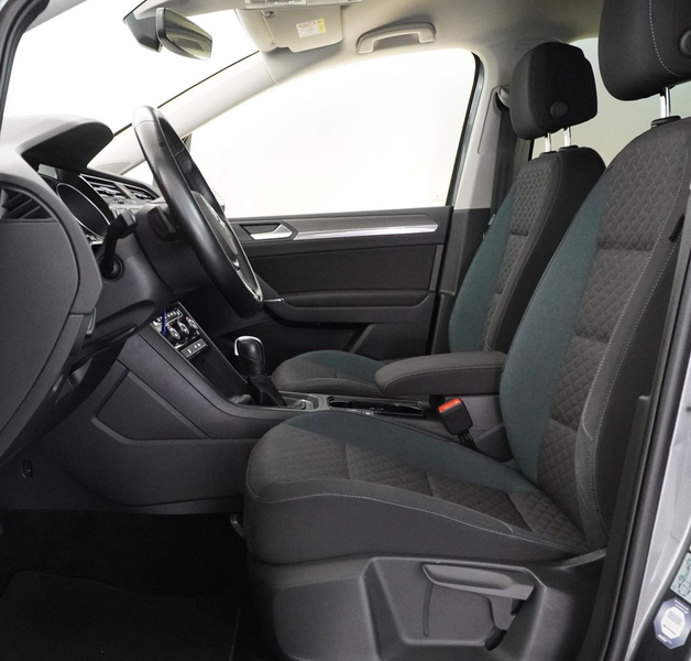 Volkswagen Touran IQ.DRIVE 7Sitzer! — photo 14