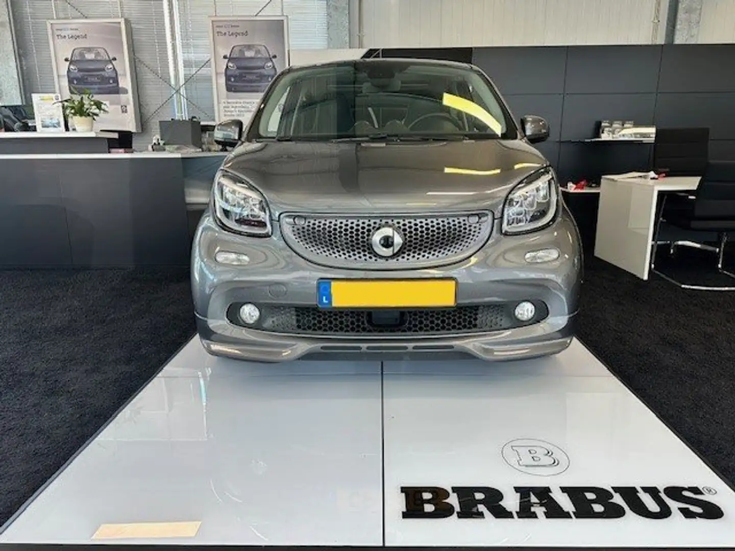 smart forFour 66kw BRABUS Style twinamic Gris - 2
