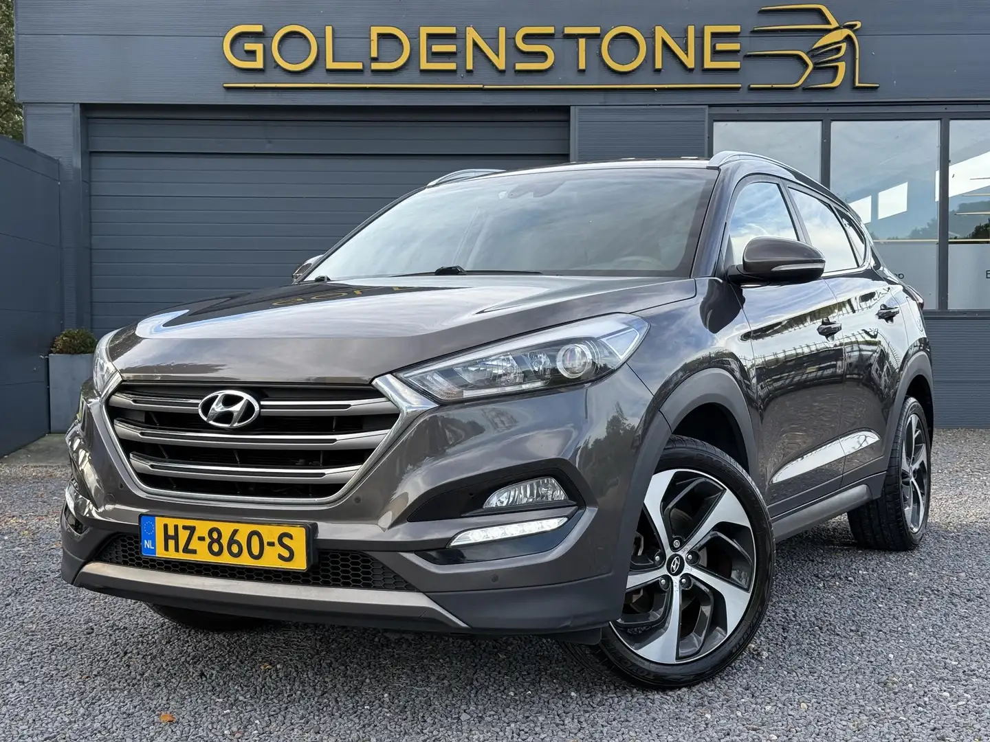 Hyundai TUCSON 1.6 GDi Comfort 2e Eigenaar,Camera,Navi,Clima,Crui Bruin - 1