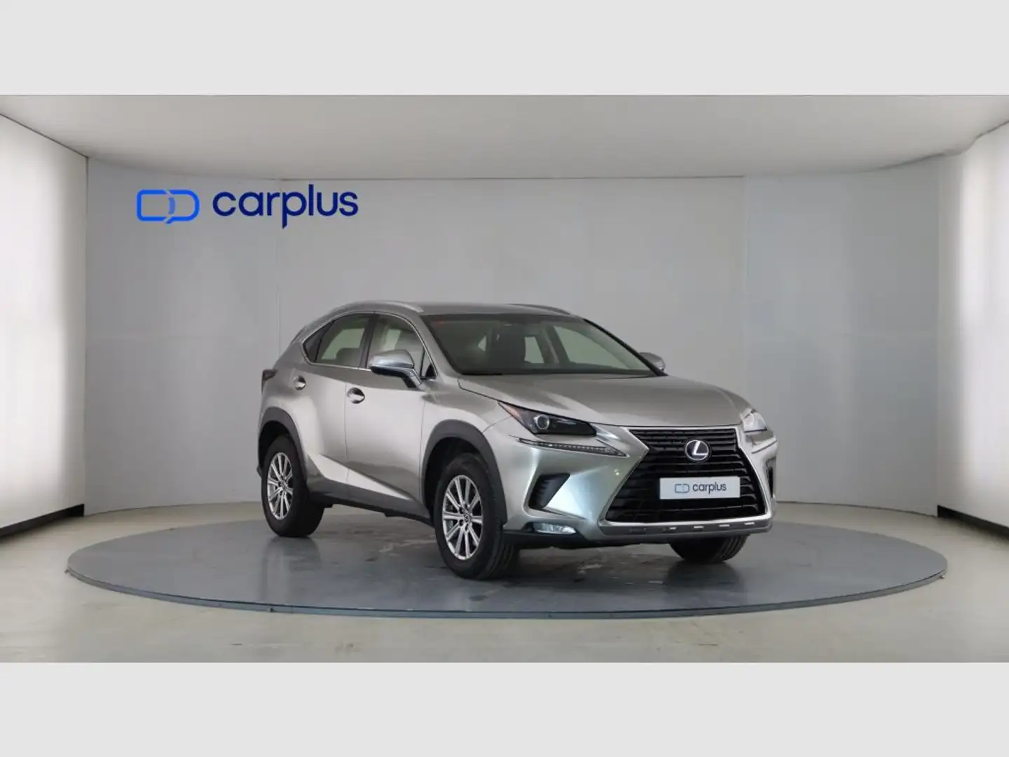Lexus NX 300 300h Business 2WD Plateado - 2