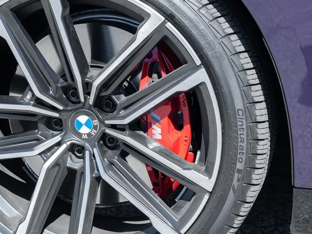 BMW 2 Series photo BMW 2 Series
