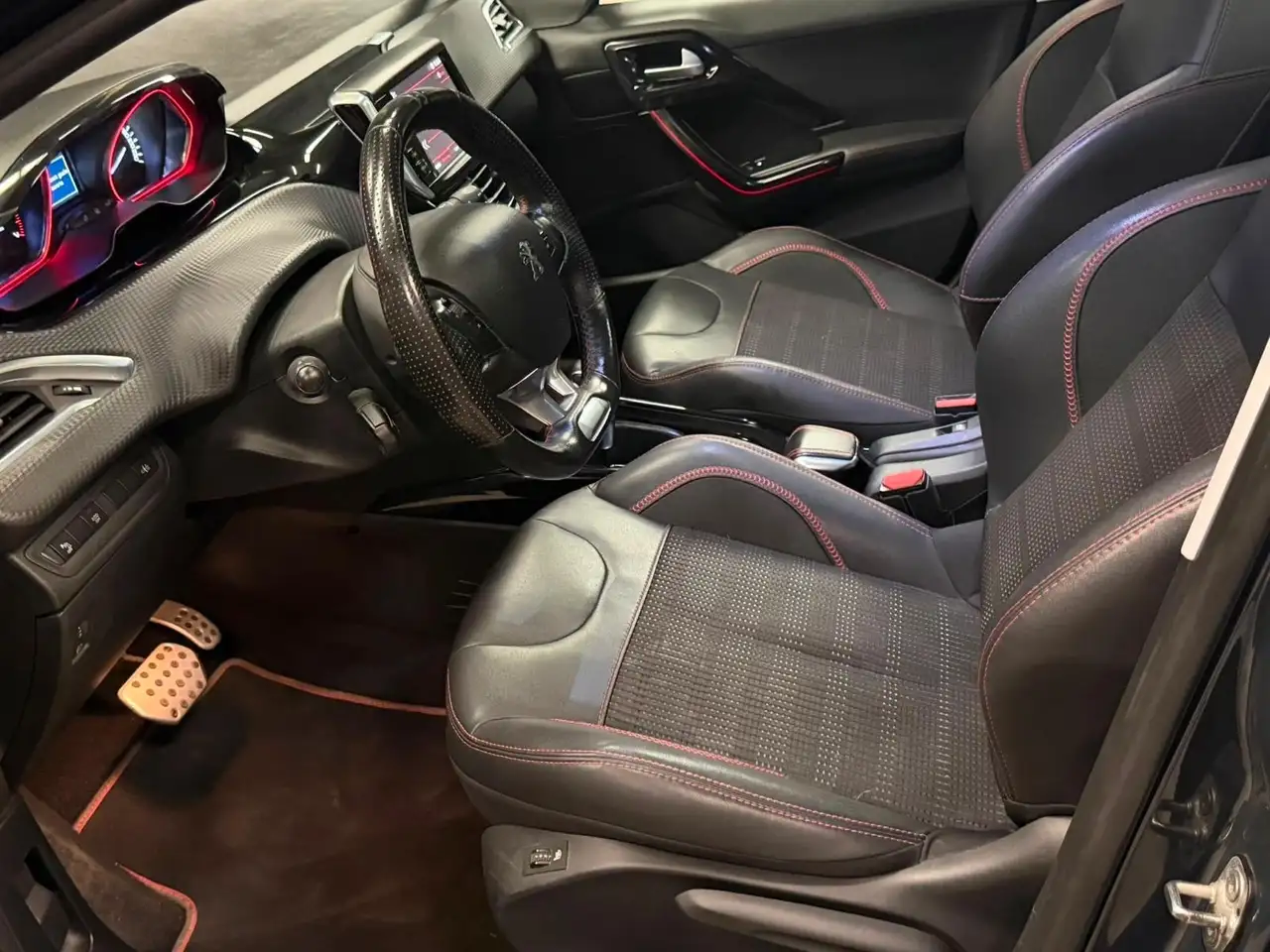 Peugeot 2008 2008 — photo 25