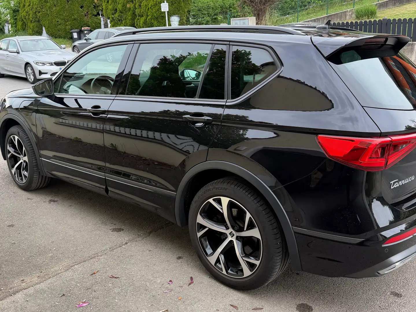SEAT Tarraco Tarraco eHybrid PHEV 245 FR DSG FR Schwarz - 2