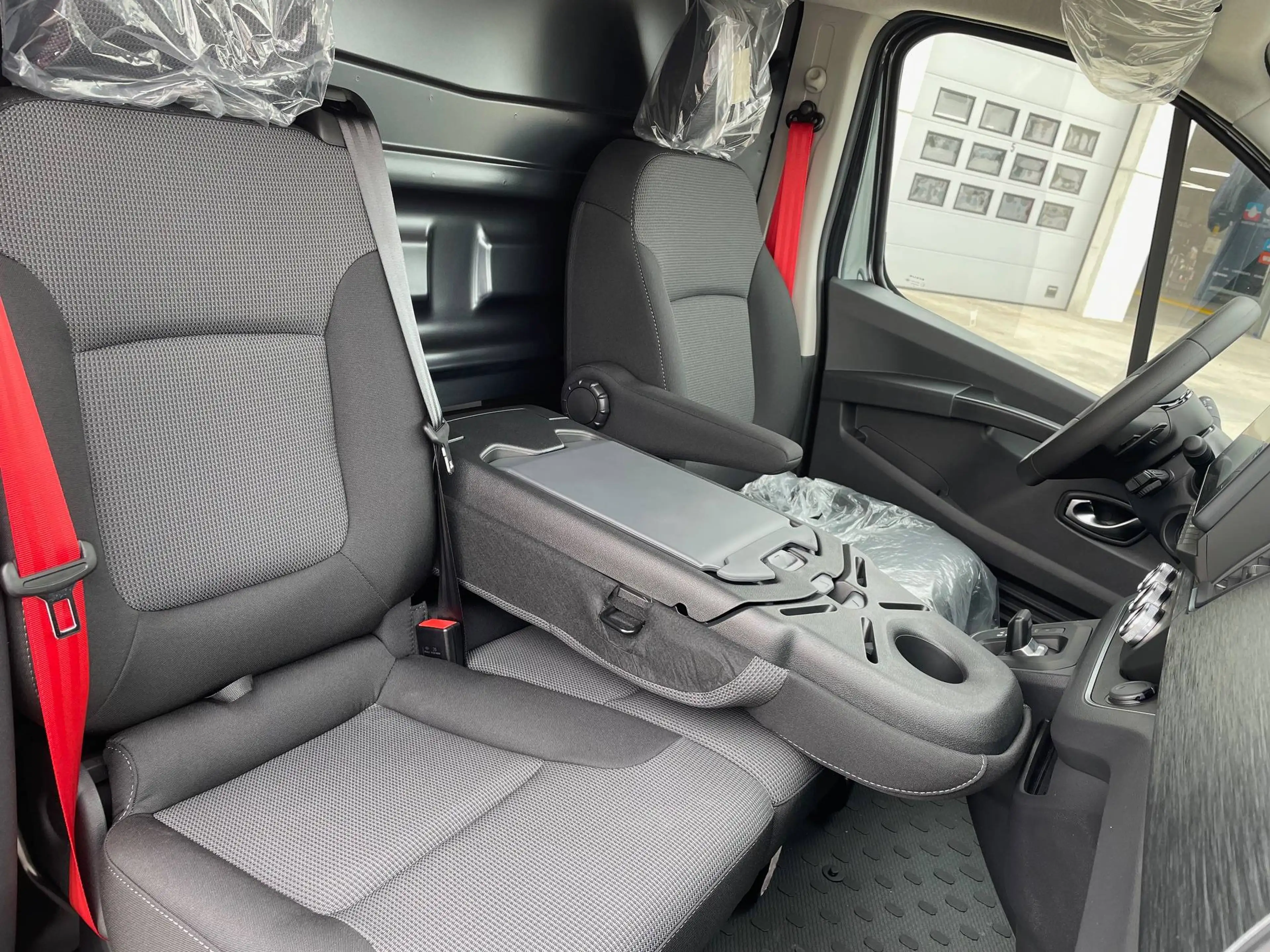 Renault Trafic VAN L2H1 — photo 11