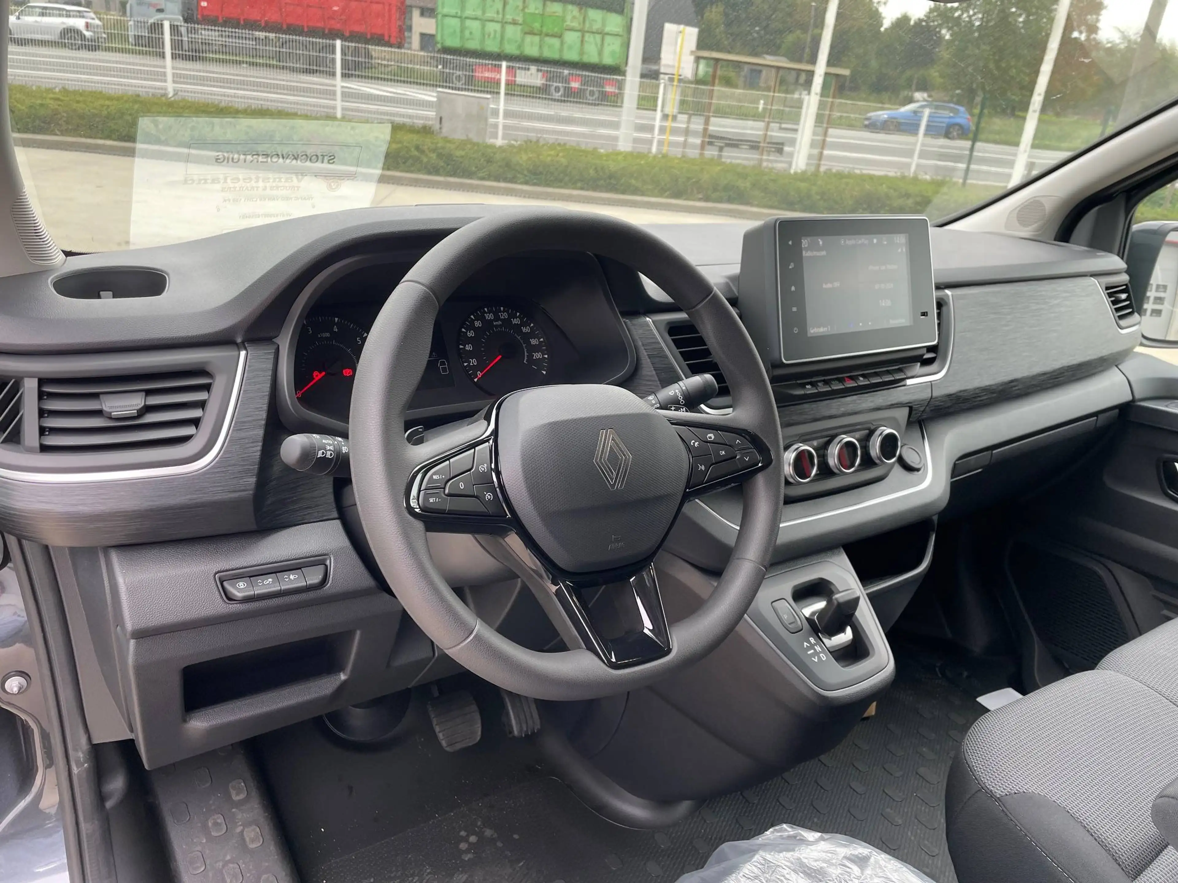 Renault Trafic VAN L2H1 — photo 6