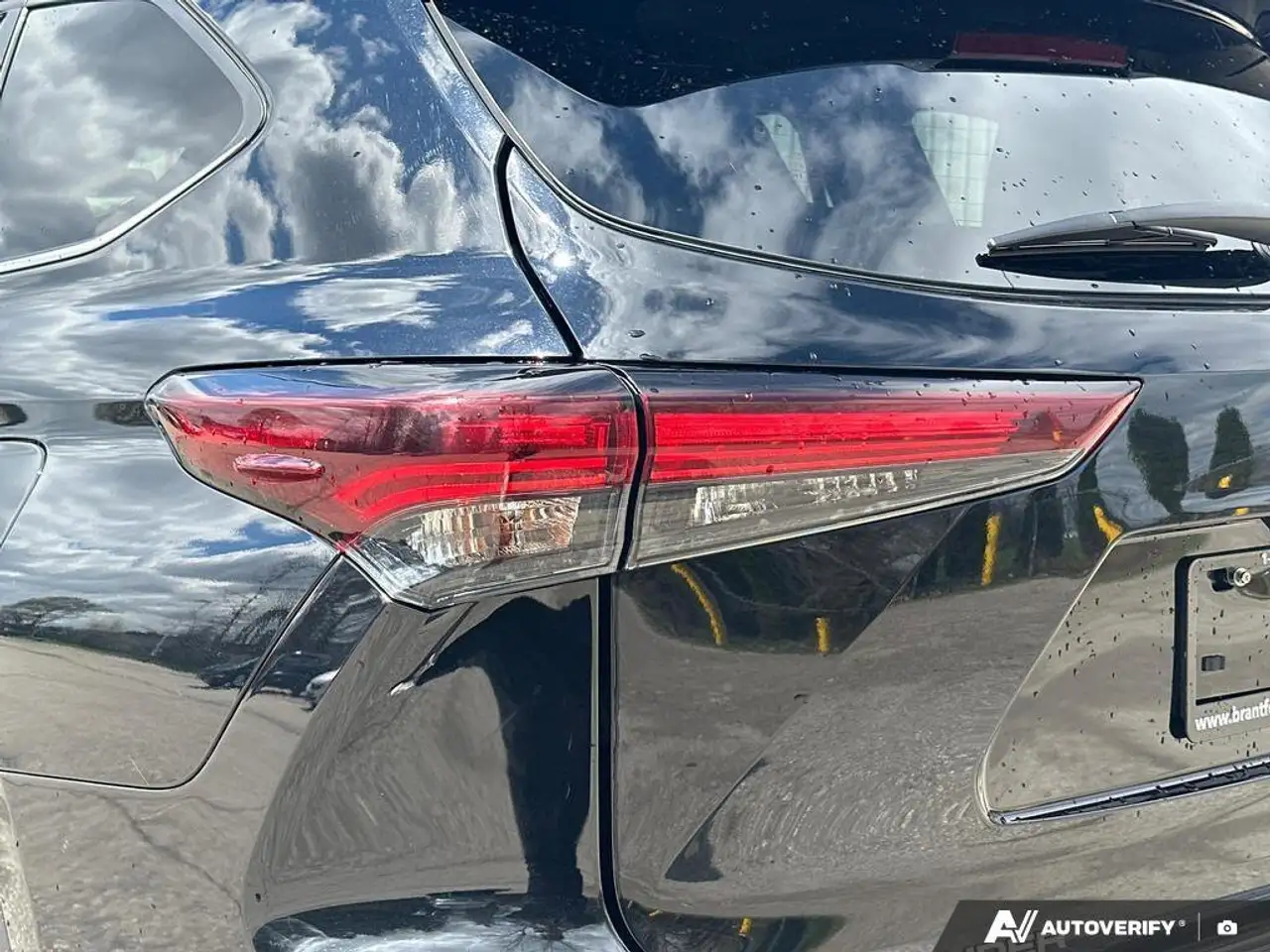 Toyota Highlander снимка Toyota Highlander