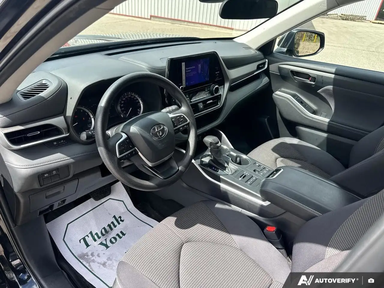 Toyota Highlander снимка Toyota Highlander