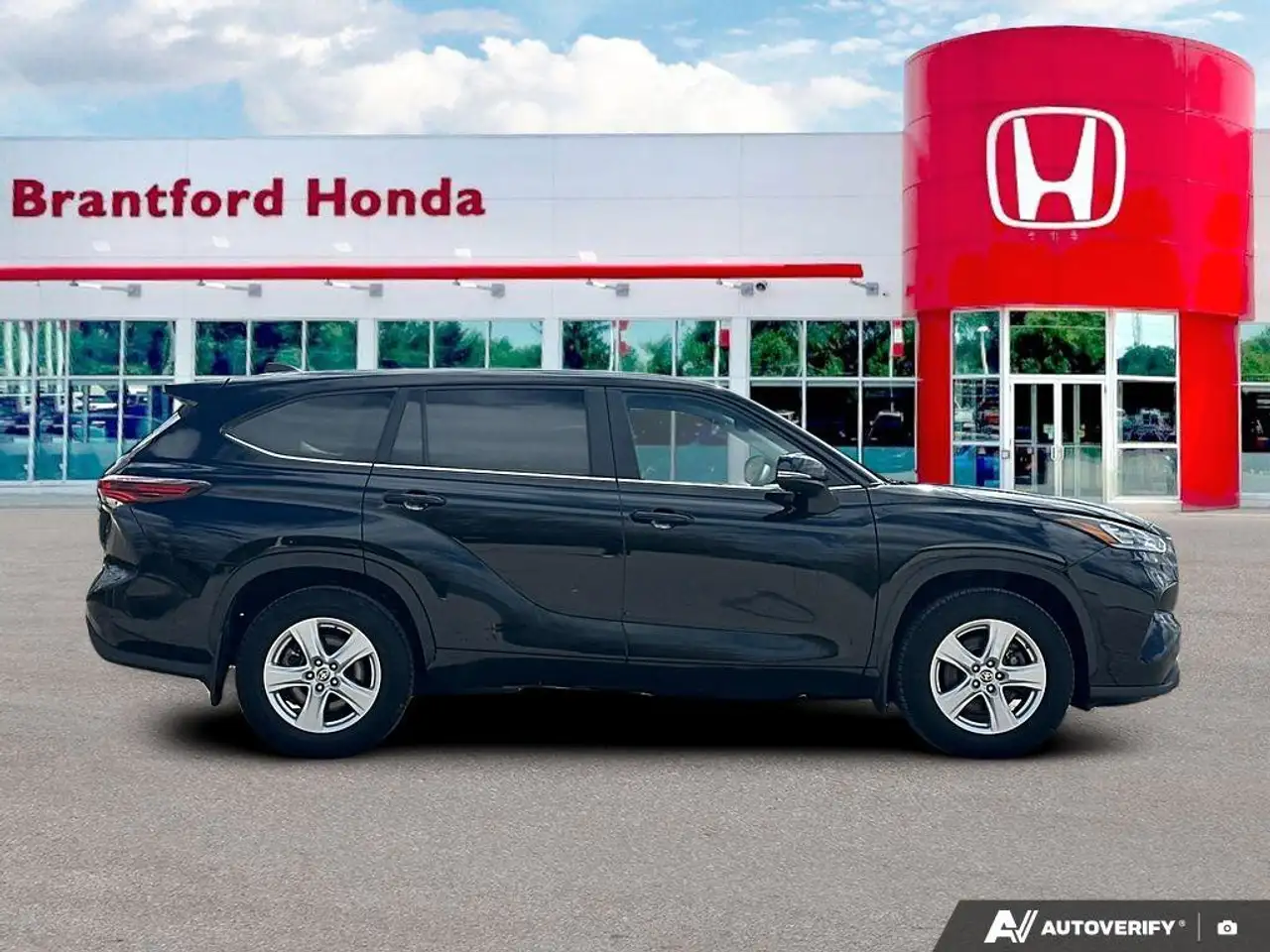 Toyota Highlander снимка Toyota Highlander