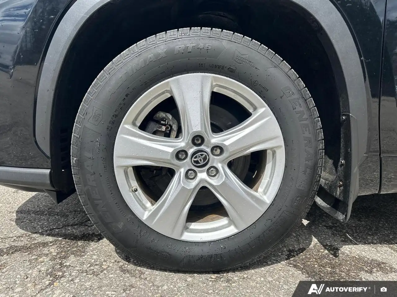 Toyota Highlander снимка Toyota Highlander