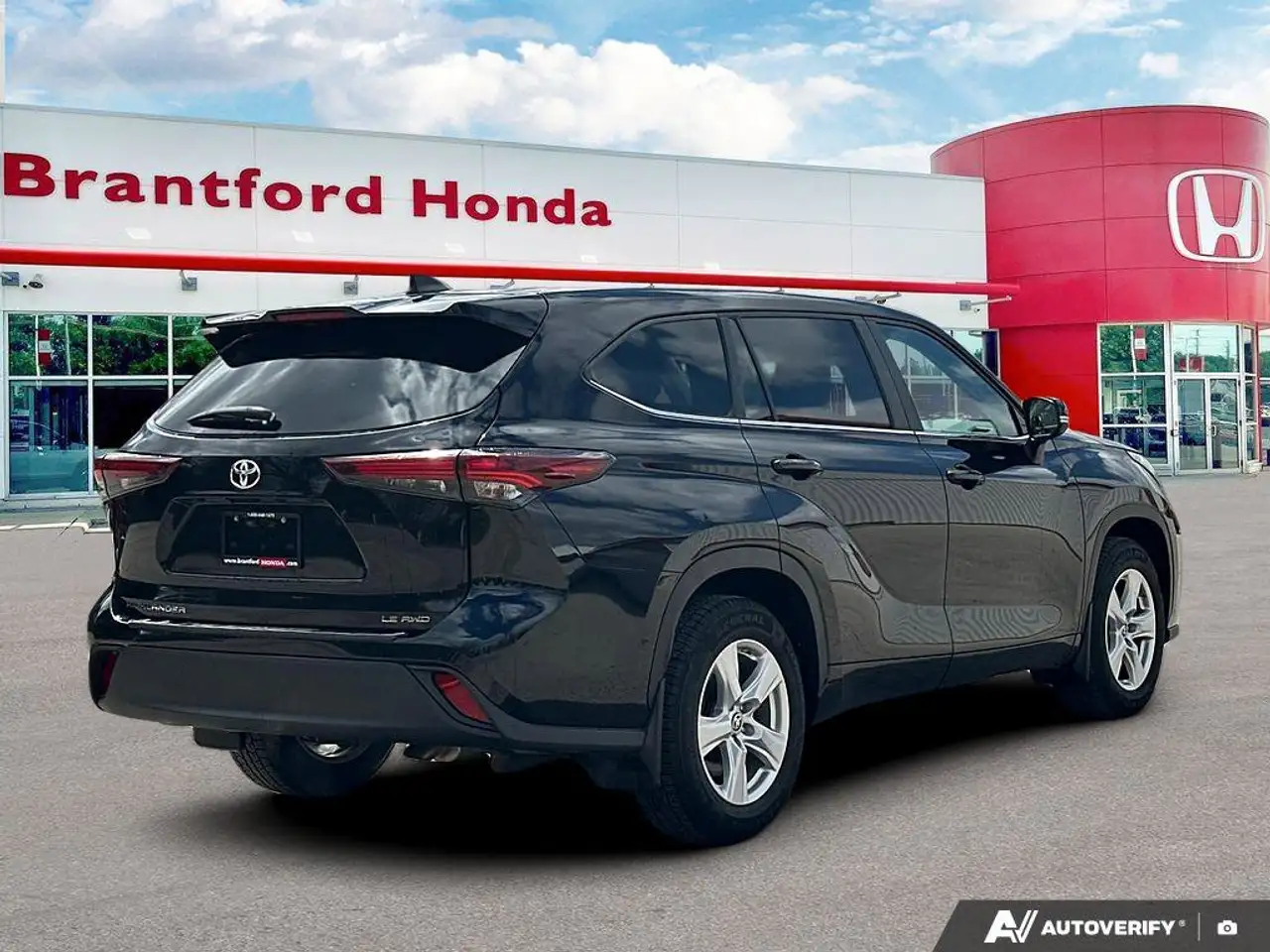 Toyota Highlander снимка Toyota Highlander