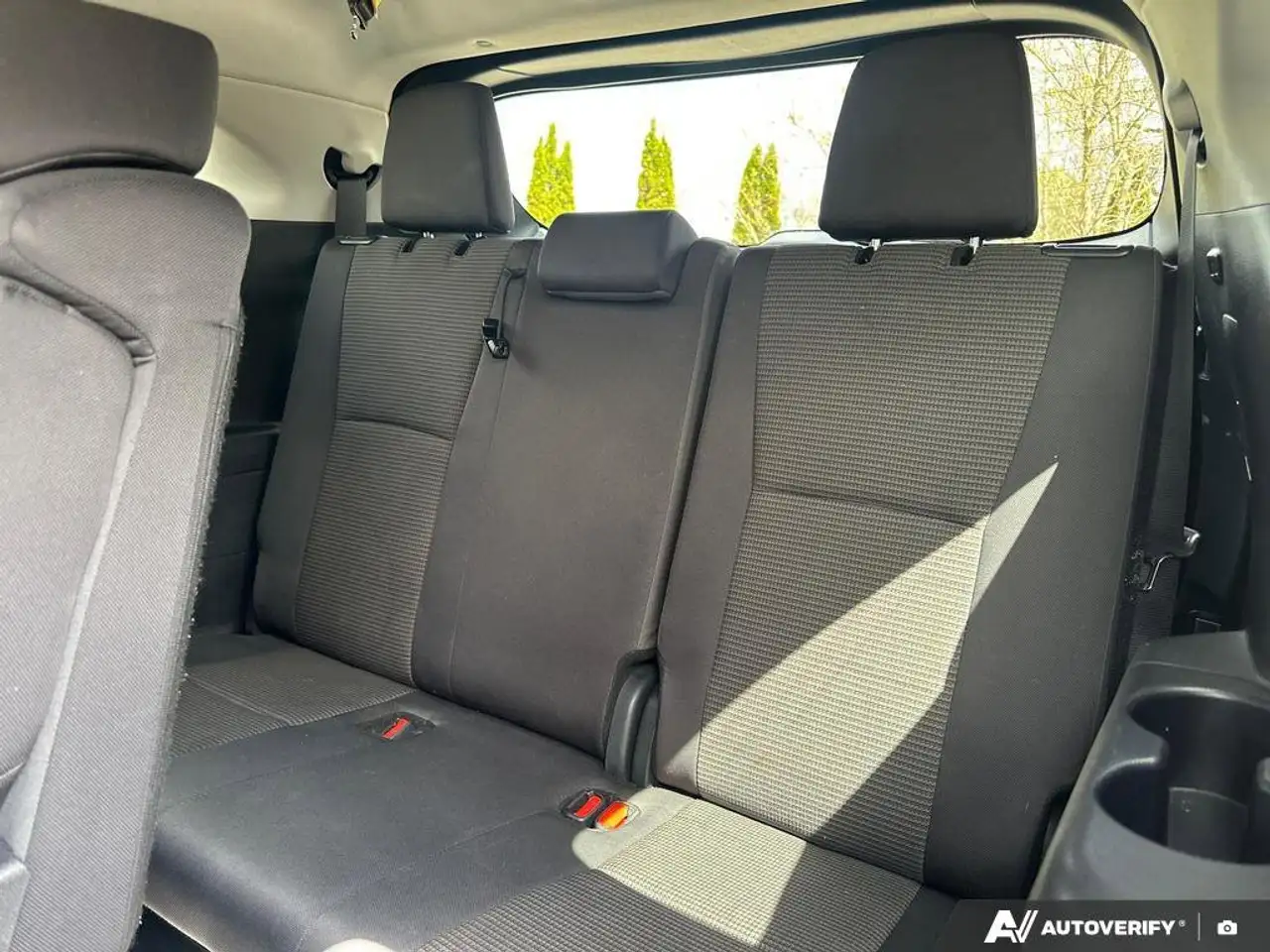 Toyota Highlander снимка Toyota Highlander