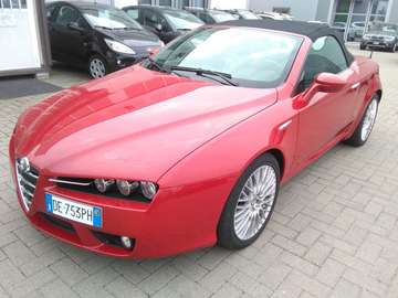 Spider 2.2 jts 185cv