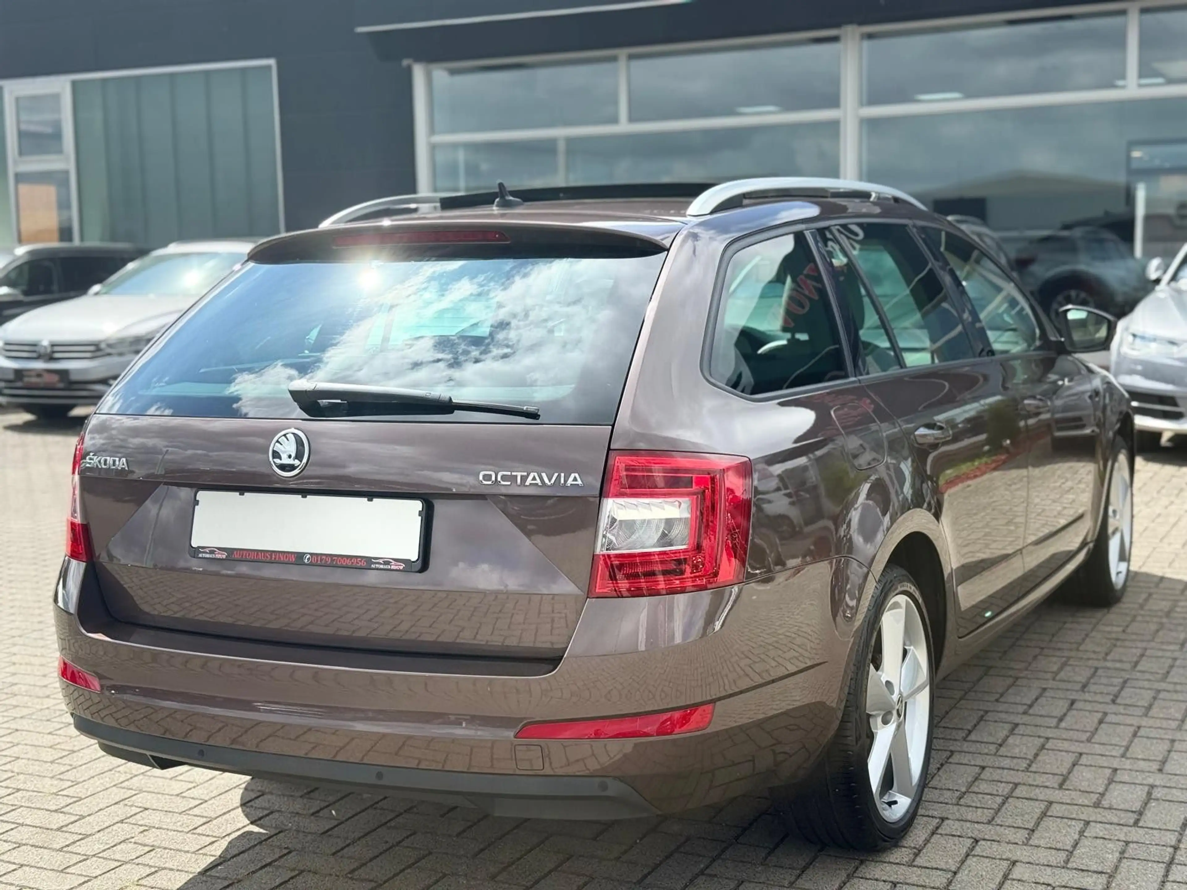 Skoda Octavia Combi 1.8 TSI"DSG"Elegance"PANO"SPUR ASS — photo 5